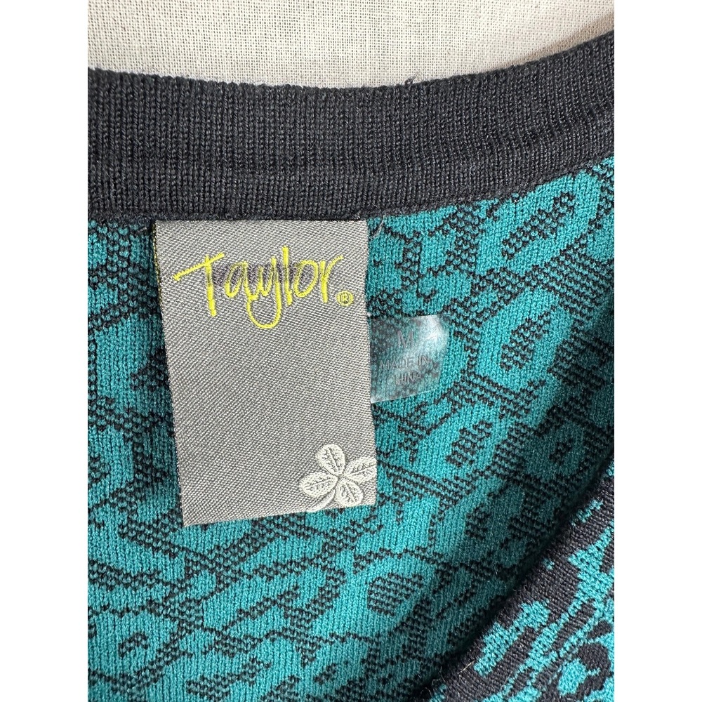 Taylor‎ Women's Sweater Dress Green Animal Print Size Medium - Picture 4 of 8